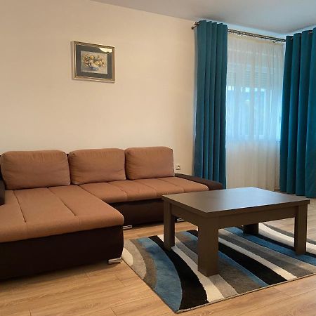 Motilor Apartament Apartment อัลบายูเลีย ภายนอก รูปภาพ
