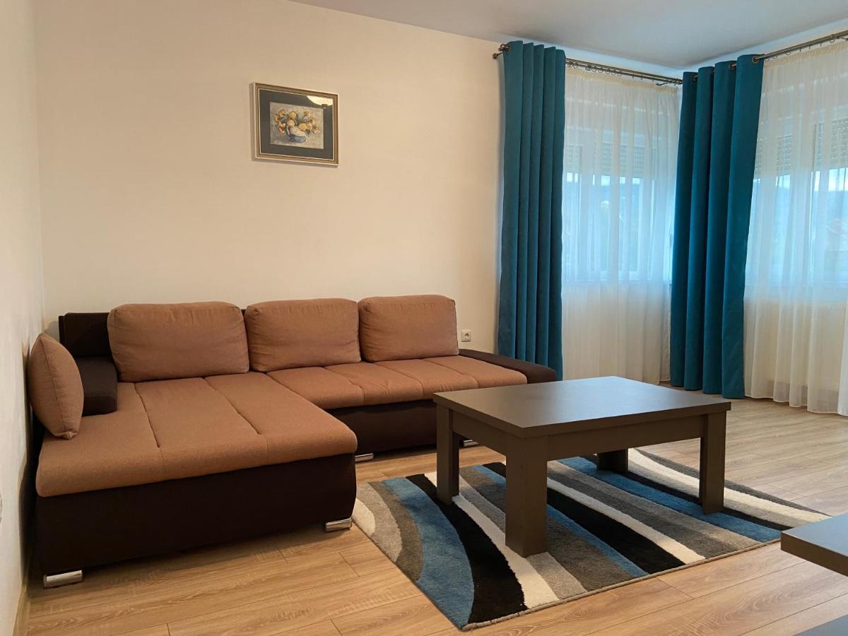 Motilor Apartament Apartment อัลบายูเลีย ภายนอก รูปภาพ