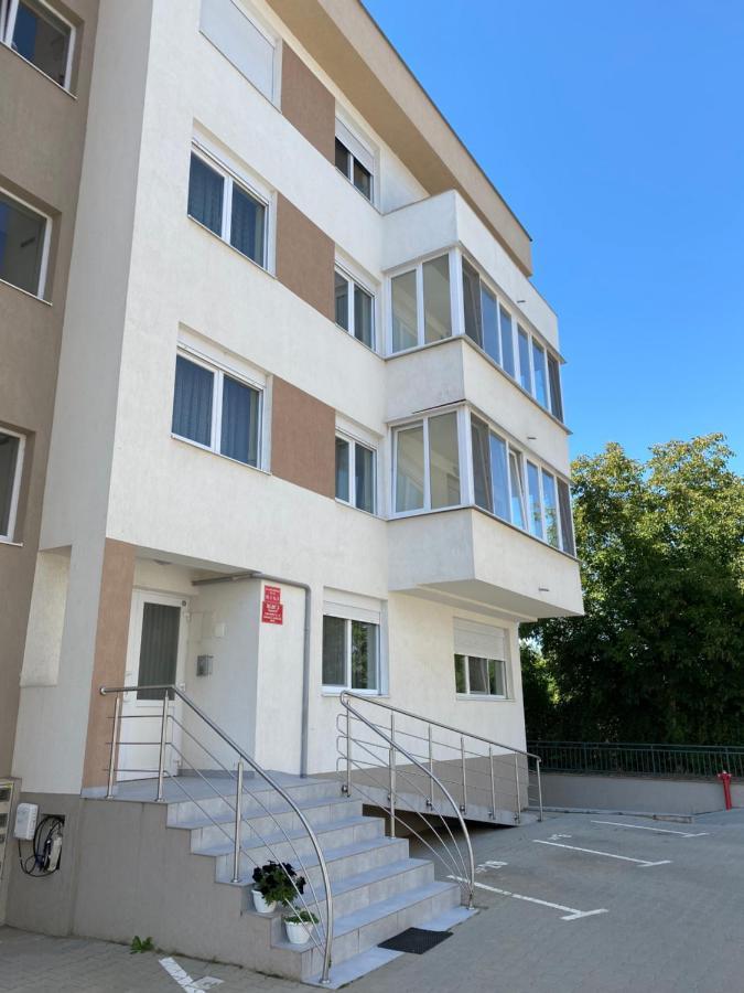Motilor Apartament Apartment อัลบายูเลีย ภายนอก รูปภาพ
